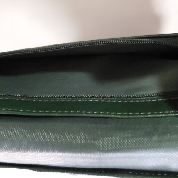 Crystal Cruise Lines Dark Green Faux Leather Passport Travel Wallet / Organizer - Picture 4 of 9